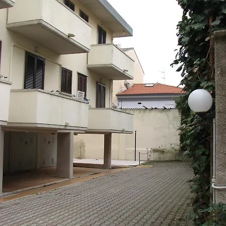 Casa Adriana Апартаменты Марина-ди-Чечина